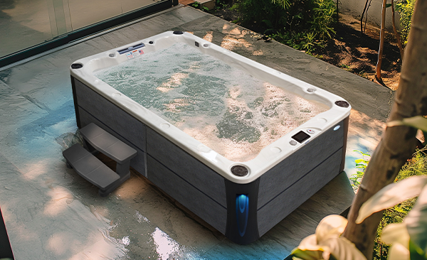 Deck Series Blaine hot tubs for sale